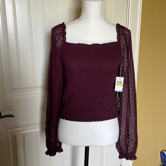 Laundry By Shelli Segal Tops Nwt 9 Laundry Shelli Segal Smocked Top